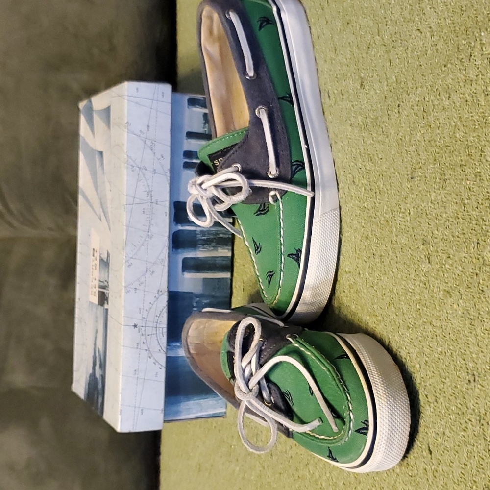 SPERRY Bahamas 2 Eye Green Top-Sider loafers excellent used condition  sz 6M.